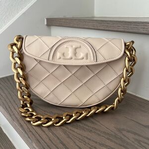 Tory Burch Quilted Cream Crossbody with Gold Chain